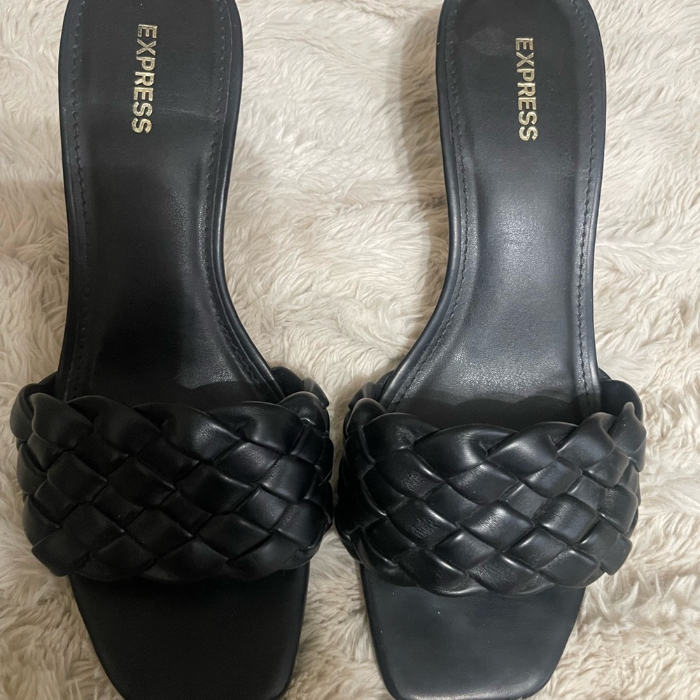 Express Women's Black Woven Slide Sandals